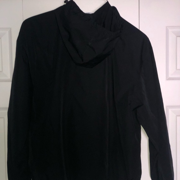 Men’s Champion Ferris State 1/2 Zip Windbreaker - Picture 6 of 6